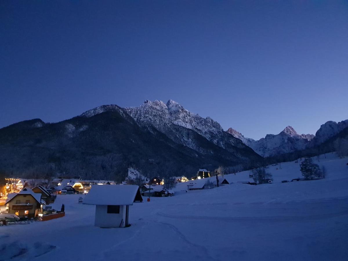Apartma Kurji vrh - Chicken top Kranjska Gora Exteriör bild